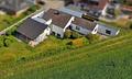 Einfamilienhaus im Bungalow-Stil mit Wintergarten auf großem Grundstück in sehr ruhiger Ortsrandlage - Ortsrandlage