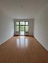 Bezugsfreie und helle 2-Zimmer Altbauwohnung nahe Havel mit Aufzug - Wohnzimmer 1