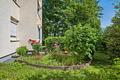 Gepflegte 3-Zimmer-ETW mit verglaster Ost-Loggia & Garage / Verkauf auf Nießbrauchbasis - Kleiner Garten