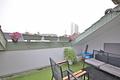 PROVISIONSFREI und bezugsbereit! 3,5- Zimmer DG Wohnung mit sonniger Dachterrasse und Stellplatz! - Balkon 