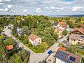 Ein Garten zum Verlieben. Ein Haus voller Möglichkeiten. Ihr Zuhause in Dießen. - Nachbarschaft von oben