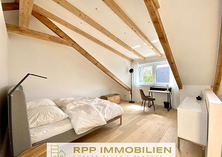 Kernsanierte Maisonettewohnung in Lohhof – stilvoll wohnen oder 4,87 % Mietrendite sichern - Schlafzimmer