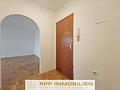 Charmante 2-Zimmer-Wohnung in zentraler Lage - Flur