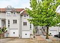 Teilw. modernisiertes gepflegtes RMH mit Garten, Garage und Badsanierung inklusive ! - sofort frei ! - Straßenansicht