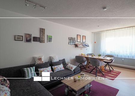 Gepflegte Kapitalanlage mit Balkon und TG-Stellplatz - Wohnzimmer
