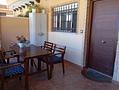 Reihenhaus mit 2 Schlafzimmern, 2 Bädern, Gäste-WC, Dachterrasse, Tiefgaragenstellplatz und Gemeinschaftspool