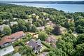 Exklusive Landhaus-Villa in malerischer Landschaft zwischen See und Golfplatz - Malerische Lage in Seenähe