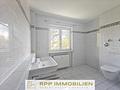 Lichtdurchfluteter Wohntraum mit 4-Zimmer-Option in parkähnlicher Umgebung in Oberschleißheim - Badezimmer