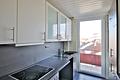 Stadtpanorama inklusive – zentrale 3-Zimmer-Wohnung mit zwei Balkonen- über den Dächern der Stadt - Küche mit Balkon