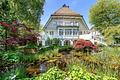 Stilvolle Maisonette-Wohnung mit Haus-im-Haus-Charakter und Traumgarten - Historische Villa von 1920