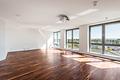 Lichtdurchflutete 3-Zimmer-Wohnung mit Penthouse-Flair und Alpenblick - Wohn-/Essbereich
