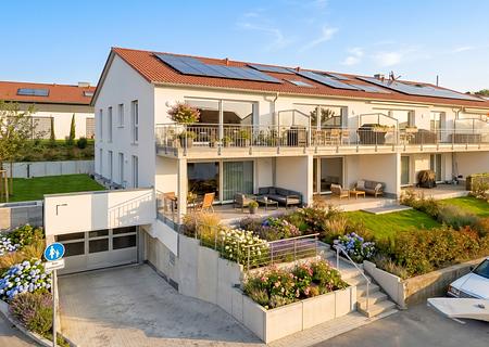 Modern wohnen am Ortsrand – 2-Zimmer-Neubauwohnung mit Terrasse und eigenem Gartenanteil - mit Tiefgarage
