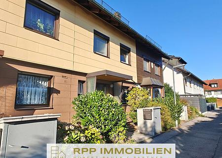 Familienfreundliches Reihenmittelhaus in Eching – viel Platz, Wintergarten und Gestaltungspotenzial - Reihenmittelhaus