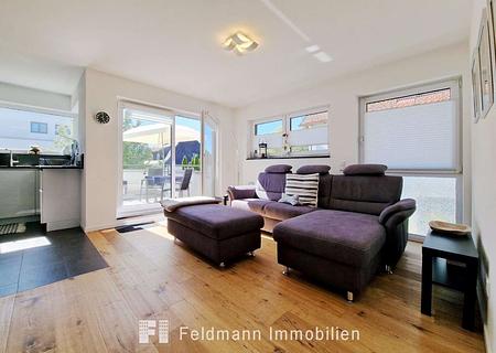 Zum Verlieben! Traumhaftes Wohnambiente - elegant, modern, neuwertig. Bezugsfrei. - Traumhaftes Ambiente