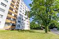 Sanierte 3-Zimmer-Wohnung mit Westbalkon, Weitblick & TG-Stellplatz – vermietete Kapitalanlage - Hausansicht