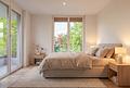 Logenplatz mit Seeblick: Exklusives 3-Zimmer-Penthouse mit Kamin, Liftlanding, Spa und Hobbyflächen - Elegantes Schlafzimmer (visualisiert)