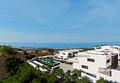 Obergeschoss-Wohnungen mit 2 Schlafzimmern, 2 Bädern, Dachterrasse, Gemeinschaftspool und Meerblick