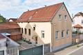 Großzügiges Familiendomizil mit Ausbaupotenzial im Herzen Kronaus - Haus Straßenseite
