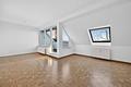 Moderne und lichtdurchflutete Dachgeschosswohnung  und großen Terrassen in Untergiesing - Großes Schlafzimmer teilbar