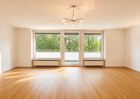 4-Zimmer-Wohnung in Bestlage Solln - Wohnzimmer unmöbliert