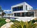 Neue, hochwertige Villa im Bauhausstil auf Mallorca zu verkaufen