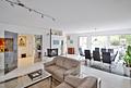 Exklusives Anwesen mit großzügigem Garten, Kamin, Aufzug und Einliegerwohnung - Wohnzimmer