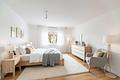 Exklusive Neubauwohnungen (KfW-40 | QNG) im Augustinviertel in Ingolstadt – jetzt bezugsfertig! - Schlafzimmer virtuell möbliert