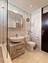 Frei zum Bezug! Elegantes Wohnen in Oberföhring. Neue Fernwärmeheizung. - Badezimmer