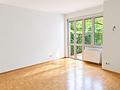 Ruhige 2-Zimmer-Erdgeschosswohnung mit geschützter Ostterrasse in München-Bogenhausen - Schlafzimmer