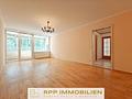 Ideal für Paare und kleine Familien: 3-Zimmer-Wohnung mit viel Potenzial und sonniger Süd-Loggia - Wohnzimmer