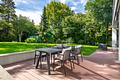 Lichterfülltes Bauhaus-Domizil mit Einliegerwohnung, Lift und sonnigem Traumgarten - Traumhaftes Park-Ambiente