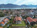 Tegernsee-Flair mit Wallbergblick: Sanierte 3-Zimmer-Wohnung mit großem Sonnenbalkon - Luftbild