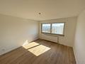 Über den Dächern des Münchner Westens – sanierte 3-Zimmer-Wohnung - Schlafzimmer Eltern