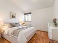 Ottobrunn: Lichtdurchflutet, hohe Räume, toller Schnitt - stylisches Wohnen in ruhiger Lage. - Schlafzimmer - (KI generiert)