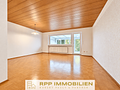 Familienfreundliches Reihenmittelhaus in Eching – viel Platz, Wintergarten und Gestaltungspotenzial - Wohnzimmer