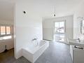 Sonniges Einfamilienhaus in Fertigbauweise in Deining - EEK A+ ! - großes Badezimmer mit Dusche