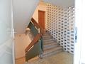 Vermietete, helle 2-Zimmer-Wohnung in Salzburghofen mit Balkon, Aufzug & zwei Stellplätzen - Treppenhaus