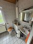 Großes Einfamilienhaus auf 1.500 m² Grundstück mit Scheune & attraktivem Entwicklungspotenzial - 10 EG Bad WC
