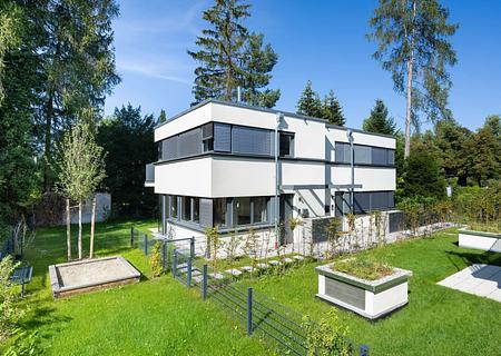 Home sweet home: Südwest-Stadthaus im Grünen - Gärten der Doppelhäuser