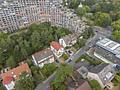 ++ Zeitloser Charakter, großzügige Flächen – vielseitiges Wohn- und Geschäftshaus ++ - Luftbild 1