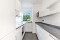 Penthousefeeling pur zwischen Baumwipfeln: Großzügige 3-Zimmer-Wohnung in begehrter Lage Sollns - zeitlose Küche 