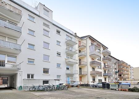 Perfekt für Erstkäufer – 2-Zimmerwohnung mit Potenzial in Mannheim - Hof