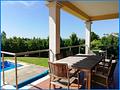 ***Große Villa mit eigenem Pool in geschlossener Wohnanlage***