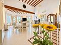 Großzügige, exklusive Villa mit Panoramameerblick, separatem Gästebereich und Doppelgarage