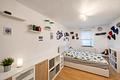 Attraktive Kapitalanlage: Vermietete Maisonette-Wohnung mit Balkon in saniertem Wohnhaus - Kinderzimmer