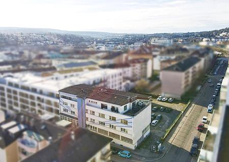Vermietetes MFH mit Bauland – Top-Investment für Bauträger und Kapitalanleger - Ansicht von der Straßenseite neu