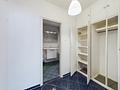 Untere Au: SOFORT VERFÜGBAR & LEER:  ruhiges 1 Zimmer-Appartement im Rückgebäude - Flur mit Einbauschrank