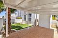 Moderne Wohnung mit eigenem Garten und direktem Zugang zum Pool