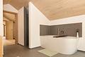 HOLZKIRCHEN - sofort bezugsfertig: Premium-Stadthaus, ein architektonisches und ökologisches Juwel - FRÜHLING XXV / Badezimmer im Dachgeschoss (Haus 2)