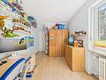 zum Selbstbezug ab 2027: modernisierte, gut geschnittene 5-Zimmer-Wohnung mit Westloggia - Kind 3